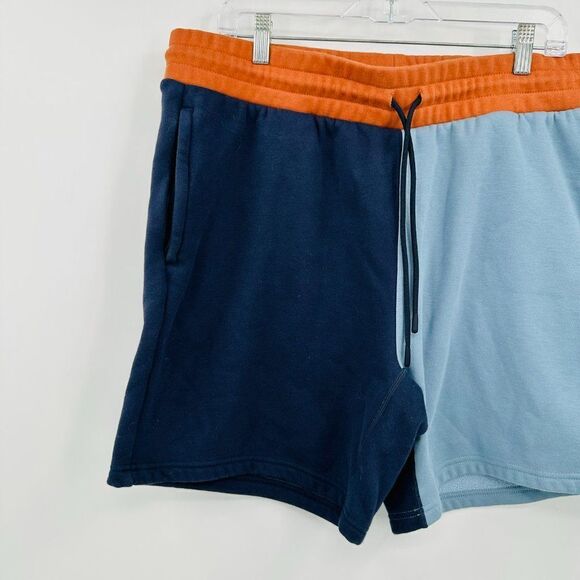 Fabletics Men's Size XXL Blue Color Blocked Fleece Lined Shorts - Picture 3 of 8